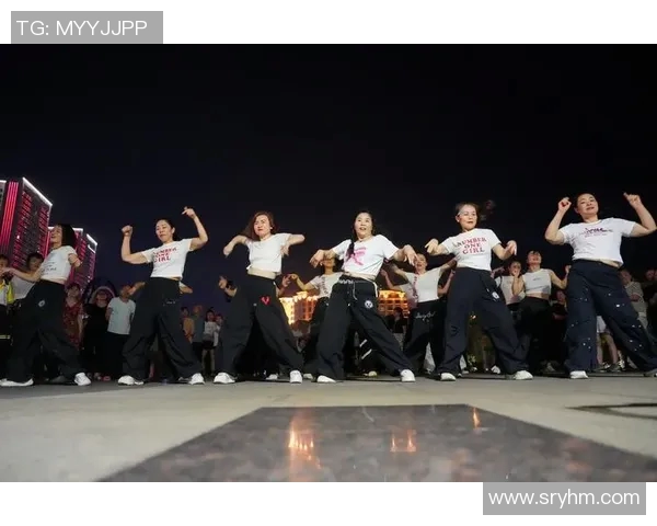 重庆街舞队状态引发热议舞者们的表现与团队默契成焦点